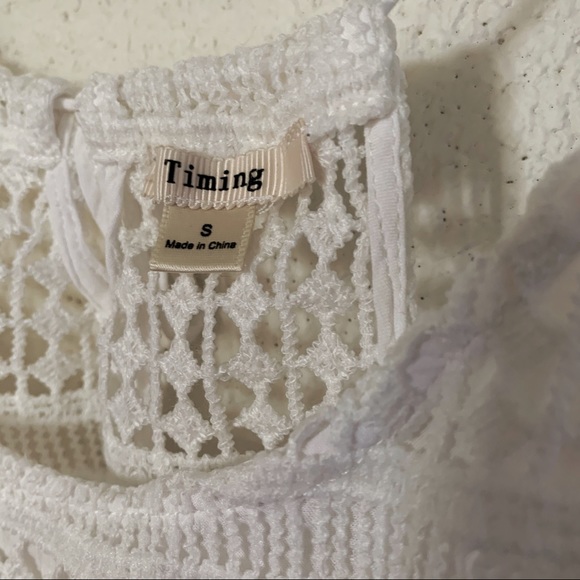 Timing Crotchet White Crop Tank - Picture 5 of 6